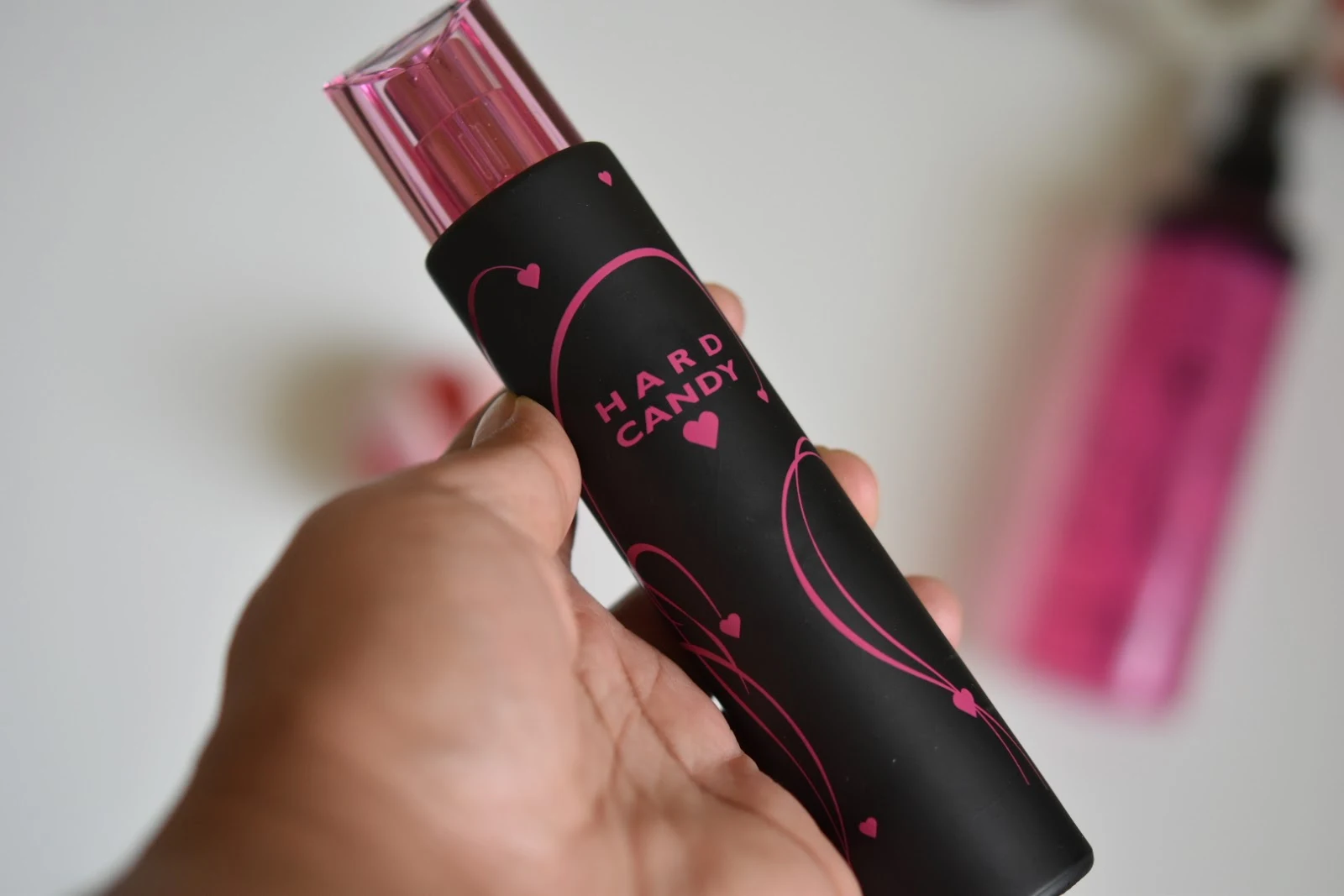 Last Minute Gift Ideas: Hard Candy Pink and Black Eau de Parfum and Body Mists  via  www.productreviewmom.com
