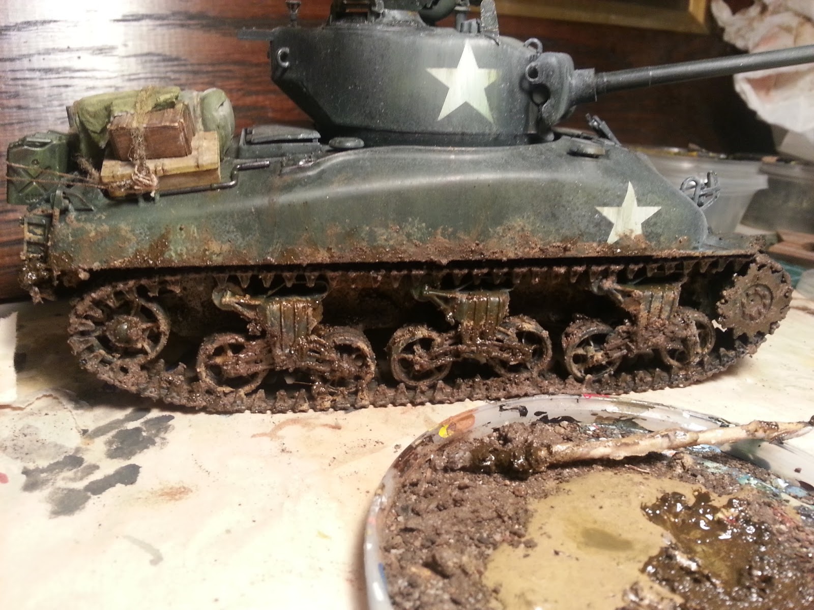 Dave's Model Adding mud to the Sherman tank