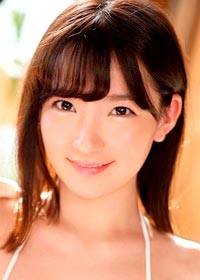 Actress Jun Kakei