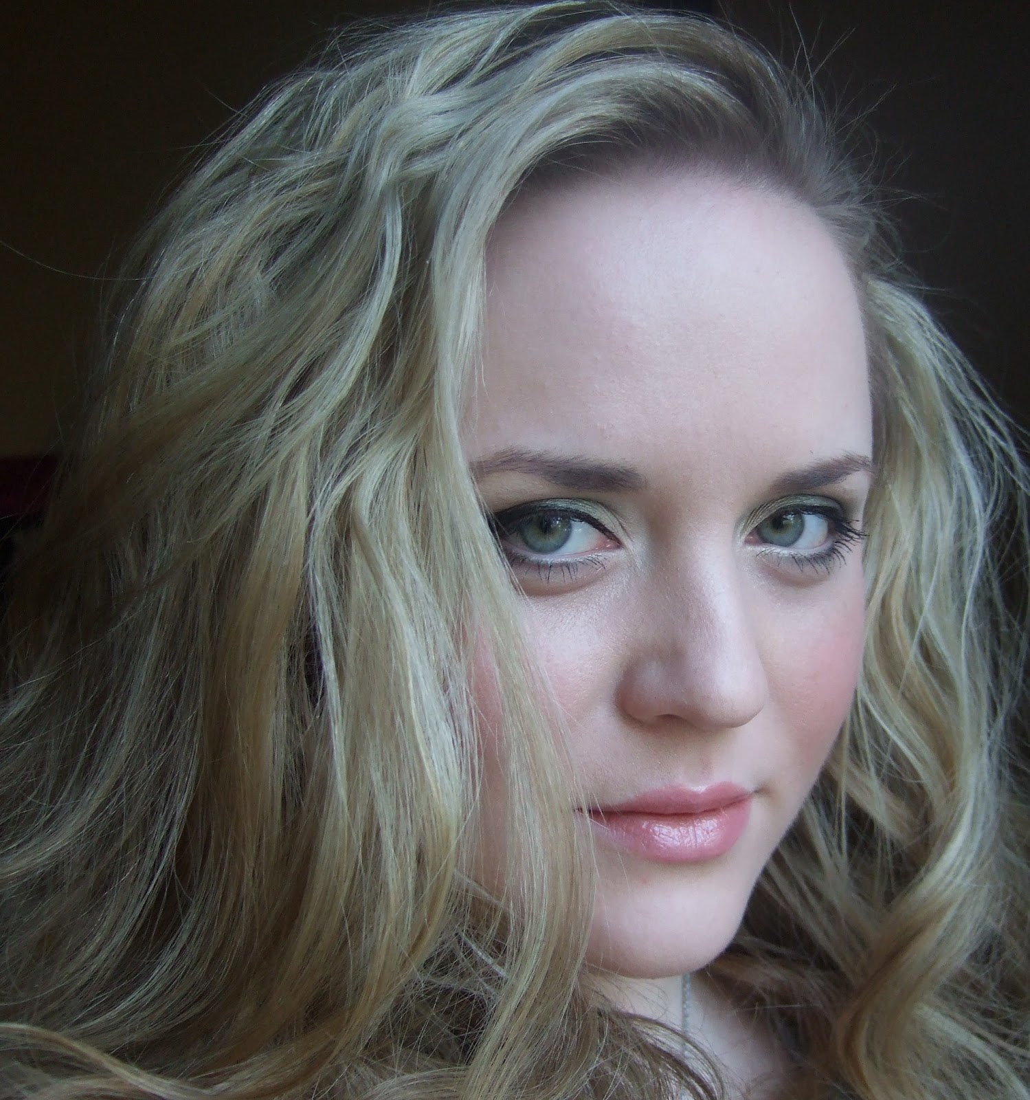 daily make up: Grün-Braunes Smokey Eye mit Sigma Flare Palette