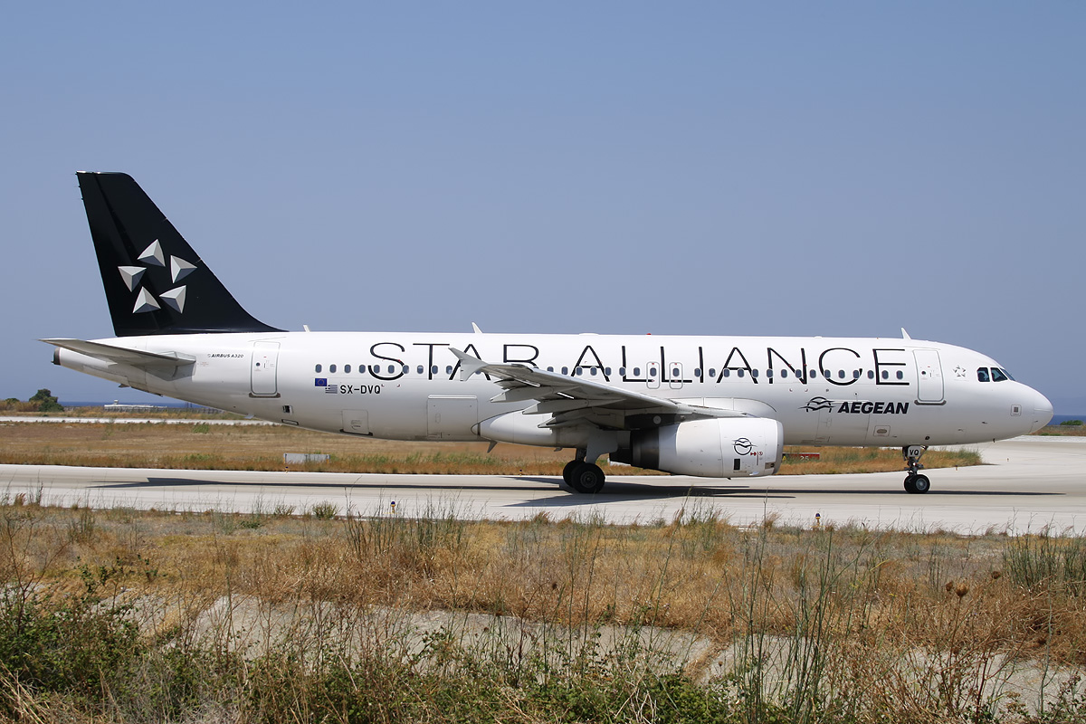 Eastwings A320232 * Aegean Airlines * Star Alliance c/s * SXDVQ