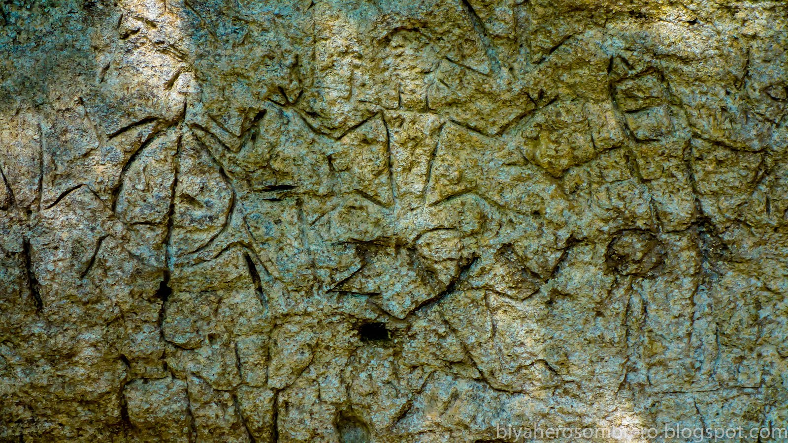 Biyahero Sombrero Travel Blog Angono Petroglyphs The Oldest Known biyahero-sombrero-travel-blog-angono-petroglyphs-the-oldest-known