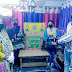 NGO ने महिलाओं और छात्राओं को बाँटी सिलाई मशीन