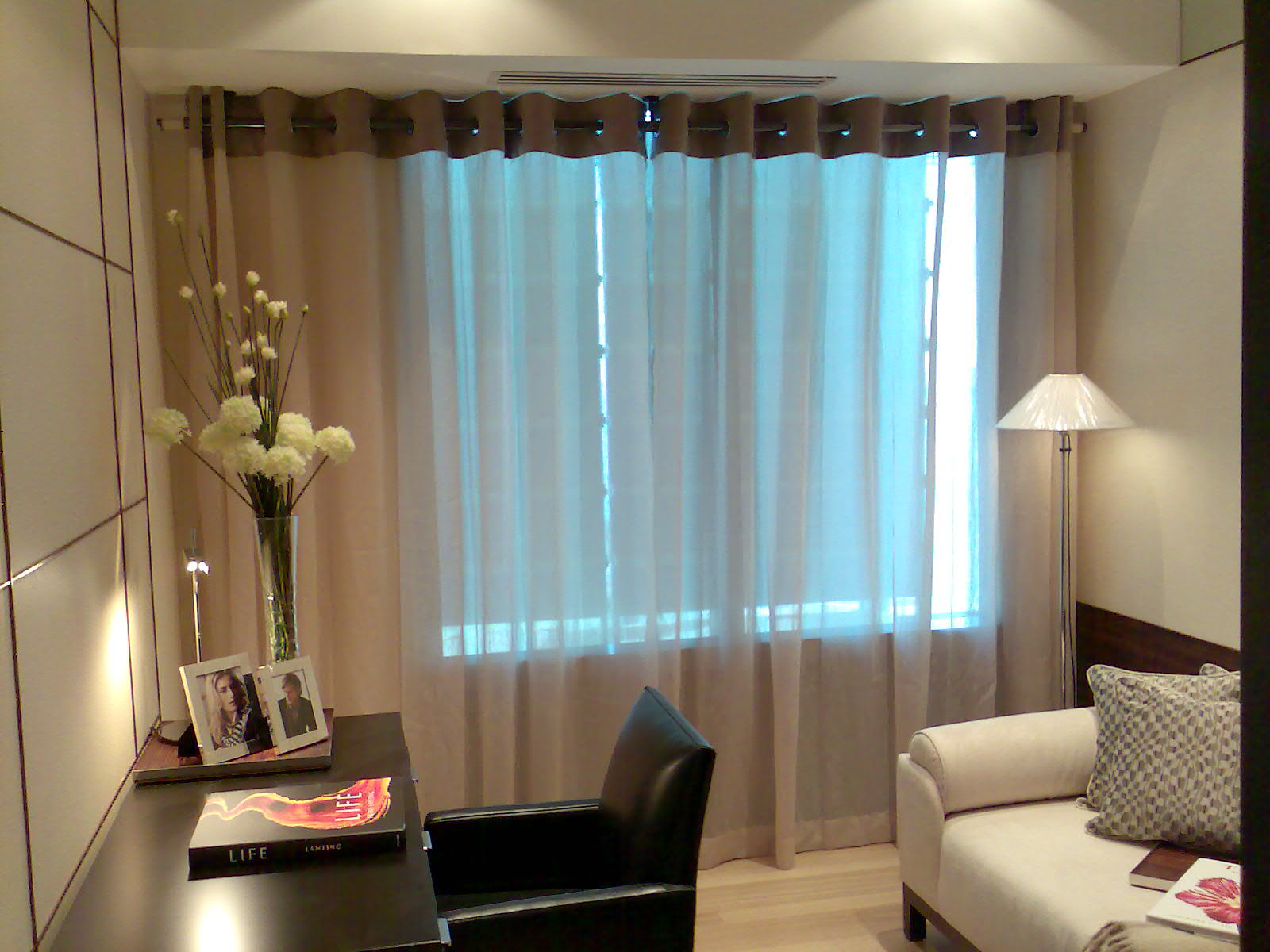 CORRI TRACK PTE LTD Curtains and Blinds