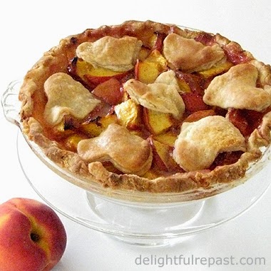 peach pie for two / www.delightfulrepast.com