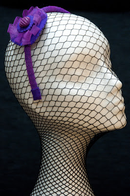 Diadema en morados con redecilla higienizada. VENDIDA Diadema en morados con redecilla higienizada. VENDIDA