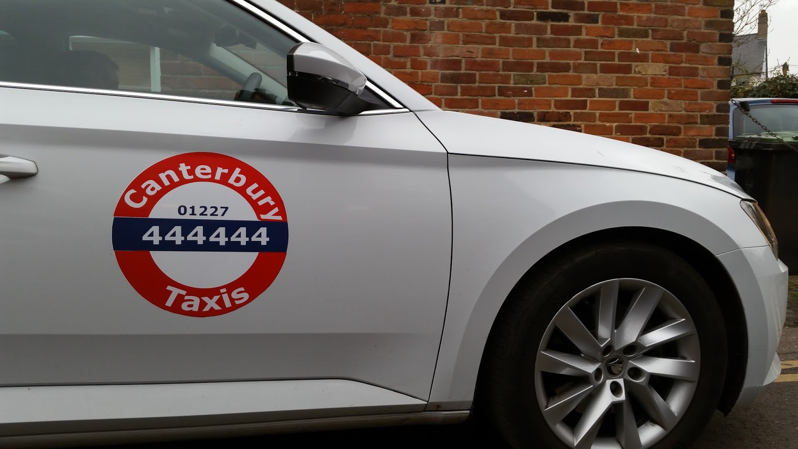 Canterbury Taxis Ltd. 01227444444 Cab Company
