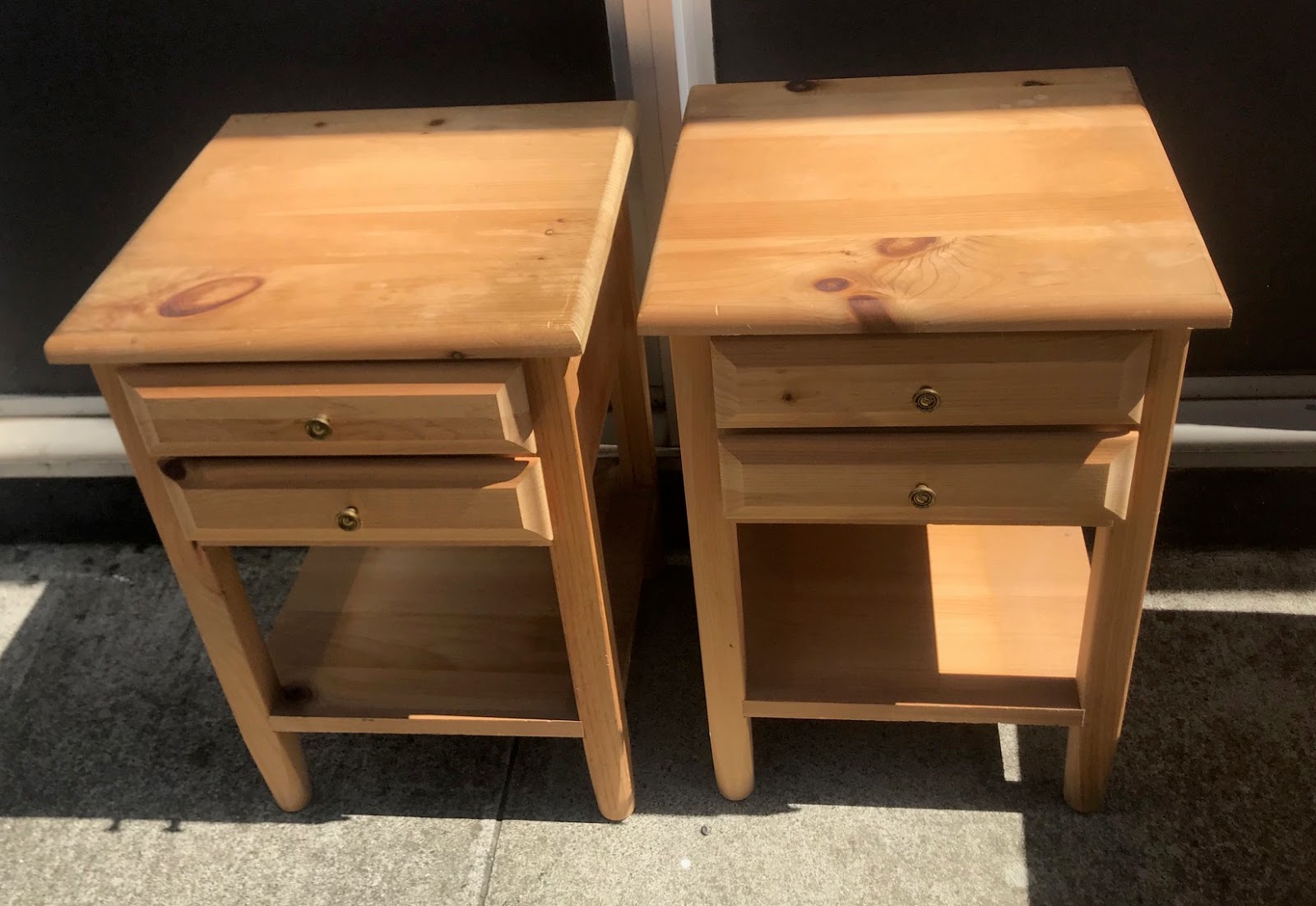 UHURU FURNITURE & COLLECTIBLES SOLD **BARGAIN BUY** 26377 Unfinished