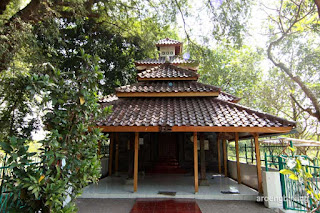 pendopo agung trowulan mojokerto
