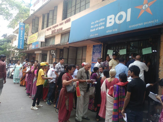 Wagh Bakri Tea Group Volunteers to Help the People outside BANKS & ATM's Wagh Bakri Tea Group Volunteers to Help the People outside BANKS & ATM's