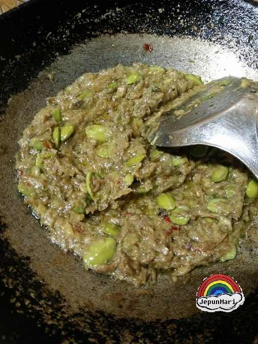 Masak sambal tempoyak petai gan Cendawan kukur pedas Masak sambal tempoyak petai gan Cendawan kukur pedas