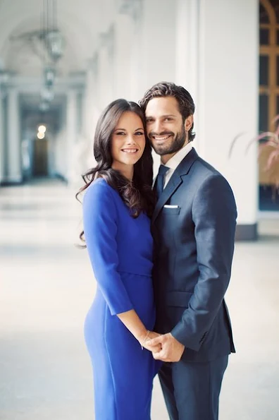 New official portrait of Prince Carl Philip and Sofia Hellqvist.