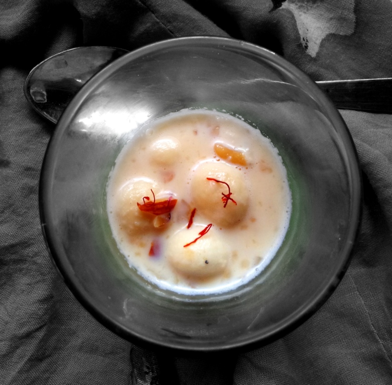 Flavors from my kitchen !: Mini Ras-Malai