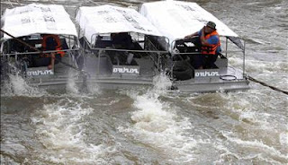 2011-10-11T085057Z_01_BAN01_RTRIDSP_0_THAILAND-FLOODS.jpg