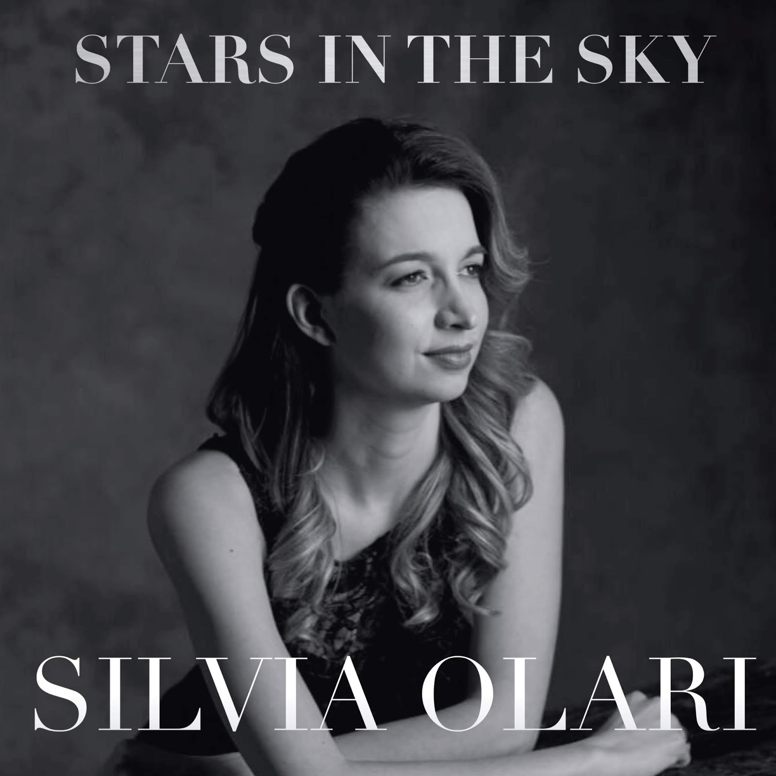 Silvia Olari torna con il nuovo singolo 'Stars in the sky'