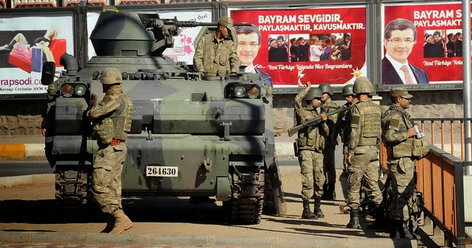 Κωνσταντινούπολη: Στρατιώτες στους δρόμους λόγω επεισοδίων για το Κομπάνι