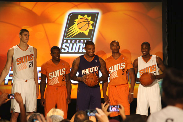 Phoenix Suns Bring Back All-Black Jersey for 2013 – SportsLogos.Net News