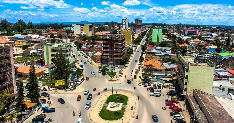 MusiqKaya ♪ A PlayList da Banda: A Cidade do HUAMBO complet0u 104 ANOS ...