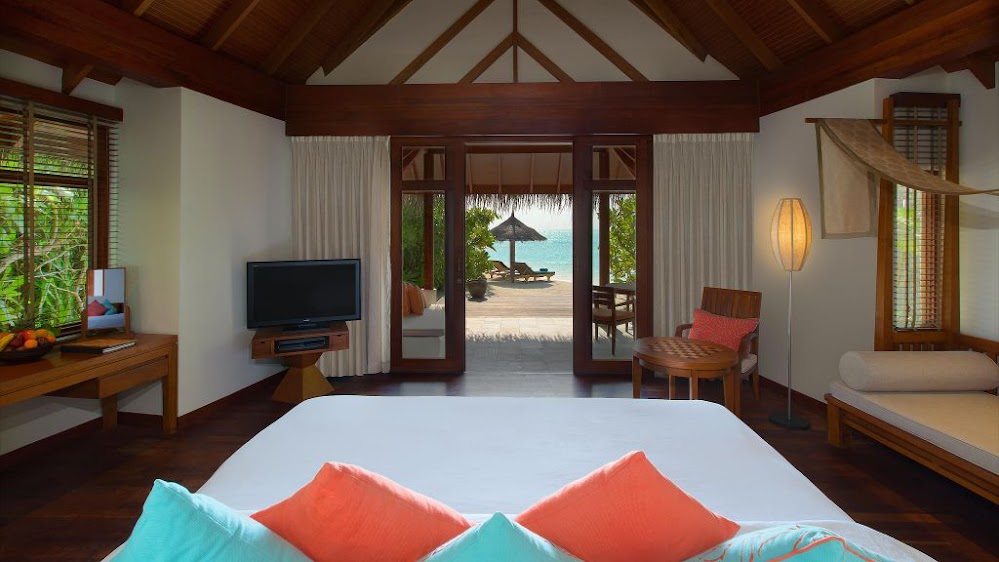 Anantara-Dhigu-Resort-and-Spa