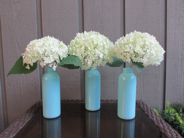 Craft Klatch: DIY Turn Recycled Bottles into Cute Cottage Style Vases
