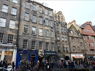 Royal Mile, Lawnmarket. Royal Mile, Lawnmarket.