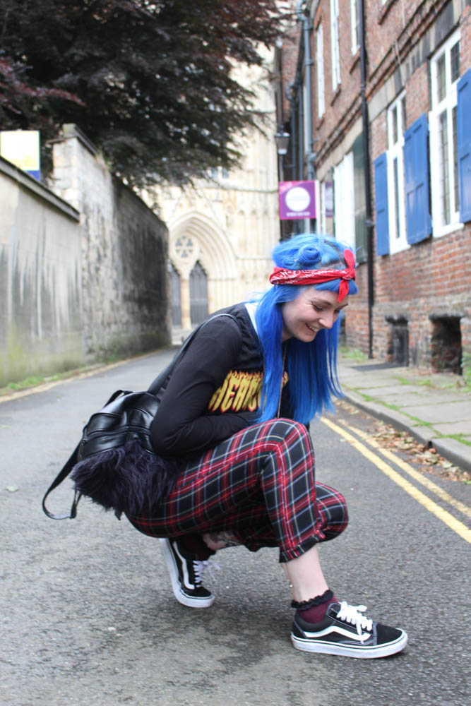 Alternative Blogger Foxxtailz Alternative Blogger Foxxtailz