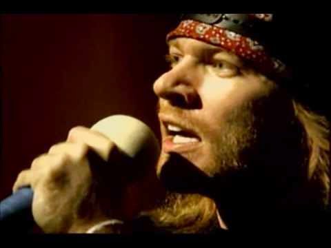 Knockin On Heaven S Door Guns N Roses Video Con Testo Originale E Traduzione In Italiano Simultanea Rock In Translation