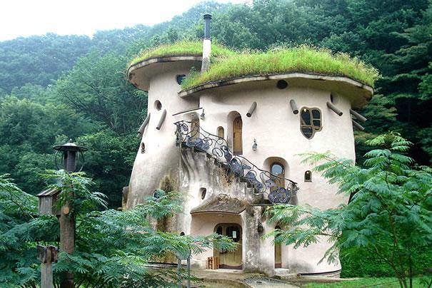 Here Are The 17 Most Magical Houses In The Entire World. I Would Live In #6 Without A Doubt.