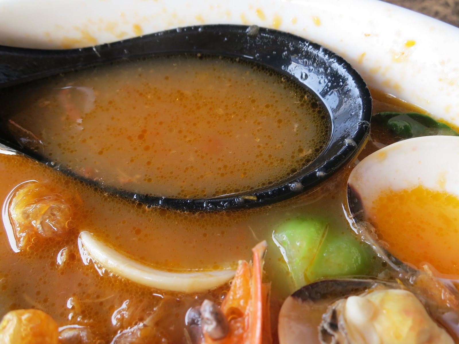 Seafood Noodles @ Restoran Savage 山番王 in Taman Ungku Tun Aminah, Skudai ...