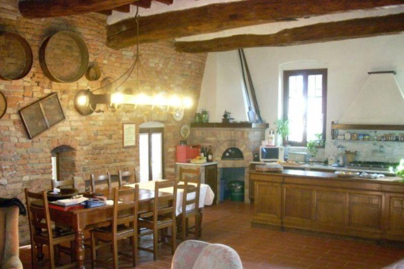Come ristrutturare il tetto di un rustico idee utili per la casa Idee per ristrutturare un rustico
