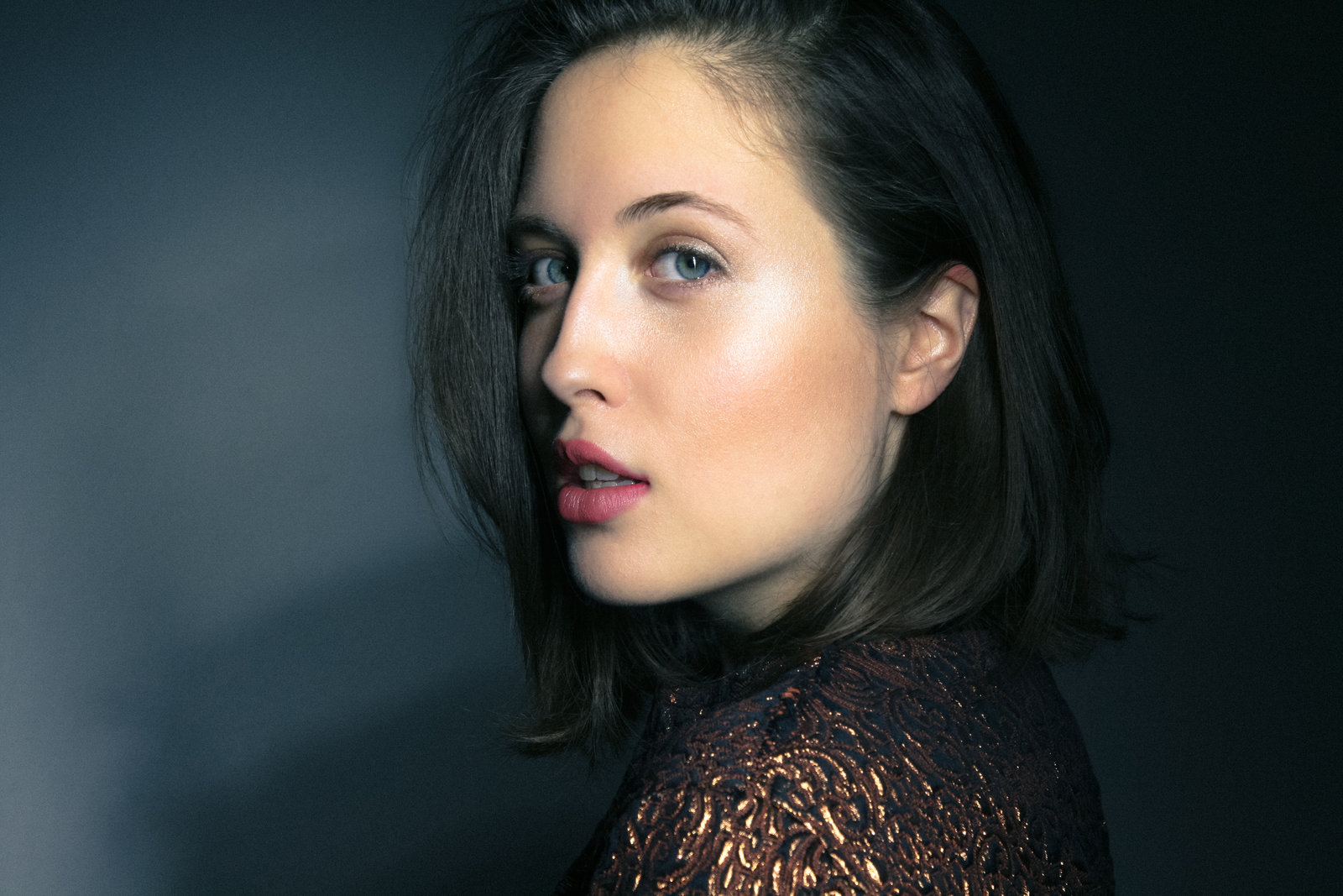Indie Obsessive: “No Roots” by Alice Merton – A Song Review
