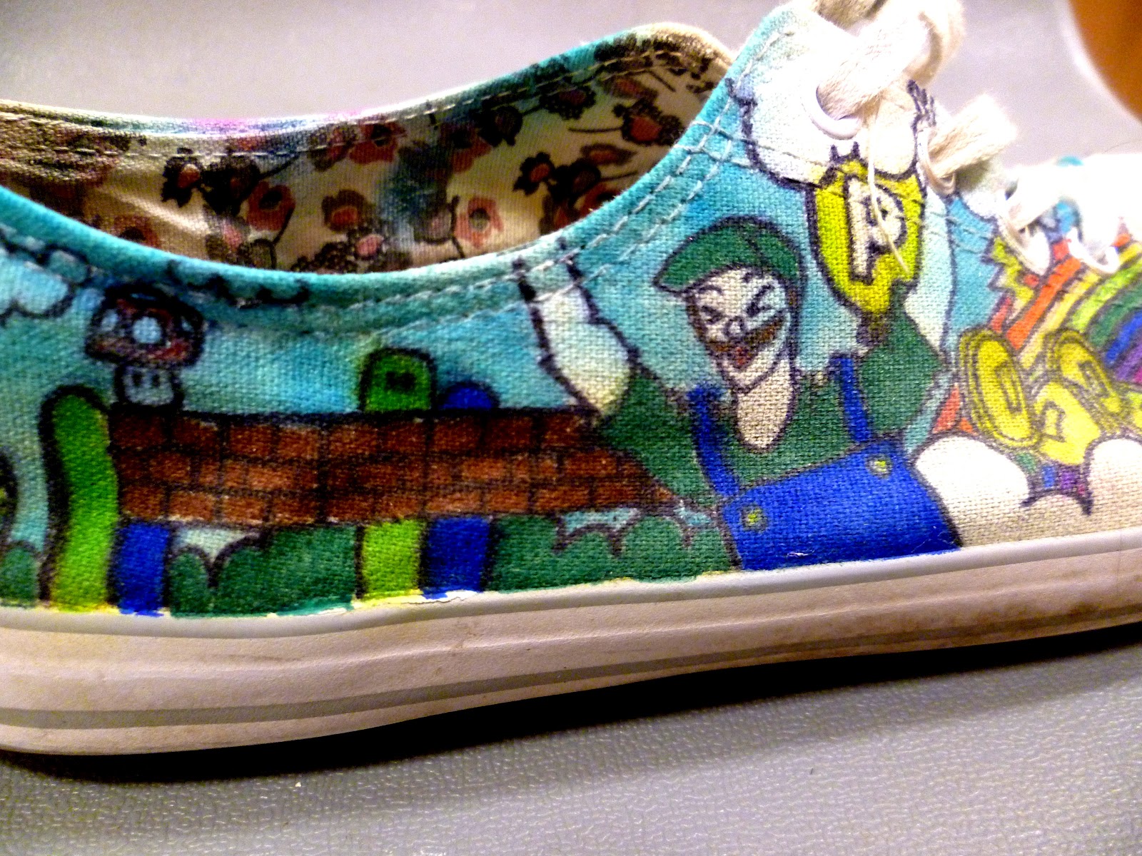 mario sunshine shoes