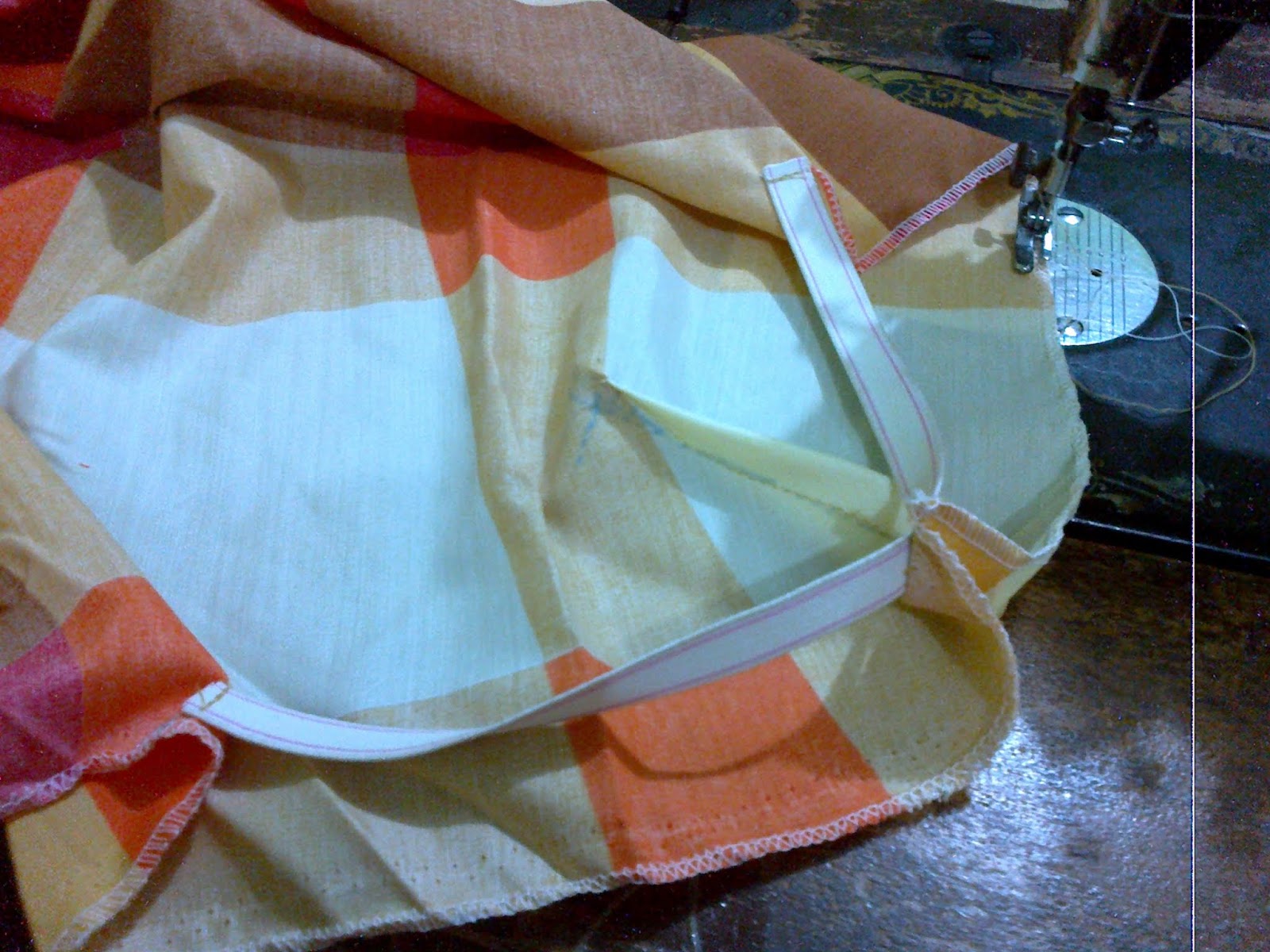 cik azz Cara mudah jahit cadar dan sarung bantal untuk