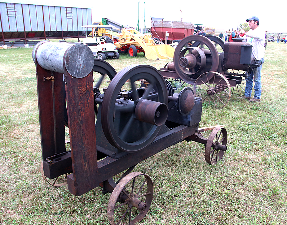 Hutchinson Herald, Menno, South Dakota Sept. 28, 2017 Menno Pioneer