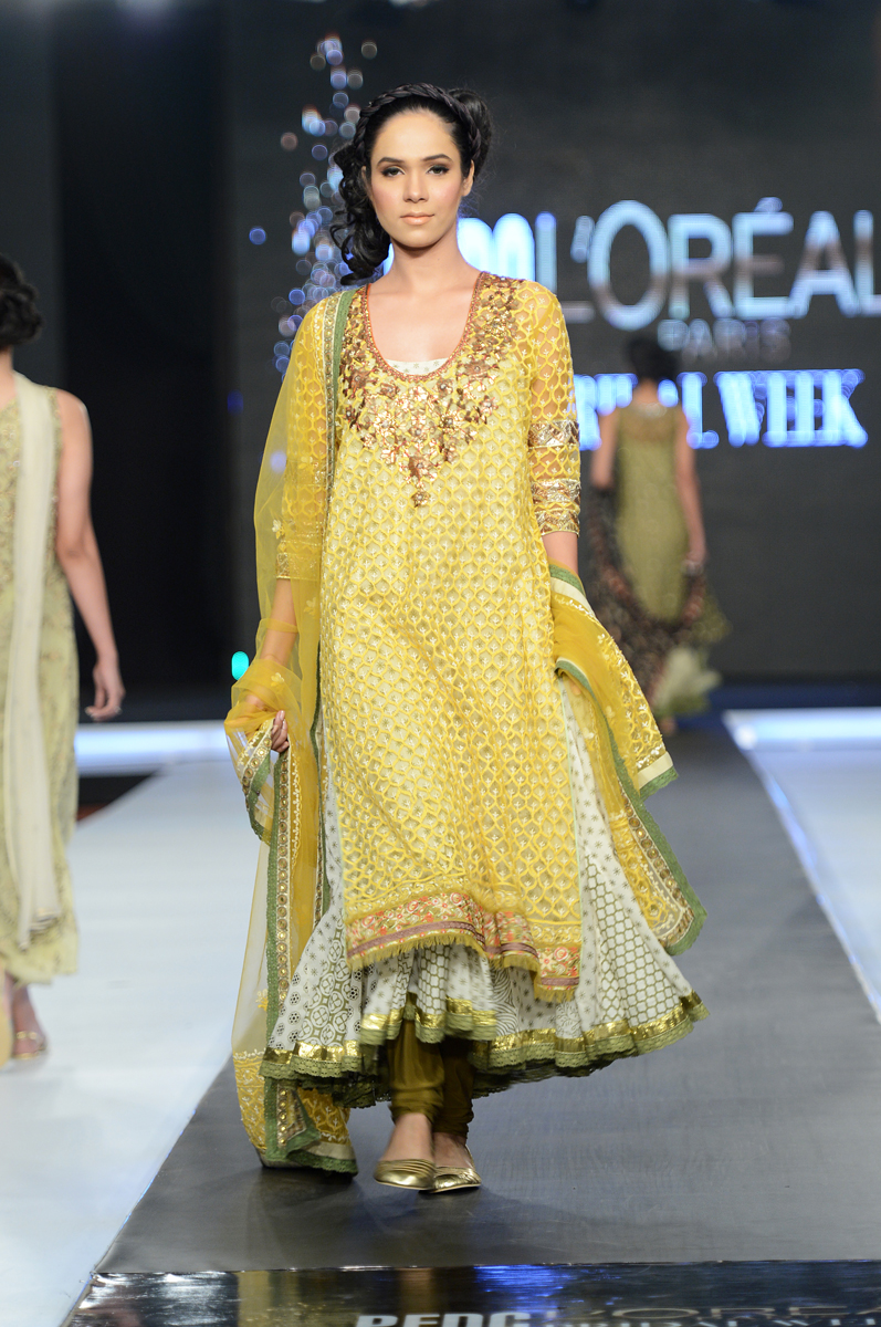 Pakland Fashion: Misha Lakhani - PFDC Loreal Bridal Fashion Week