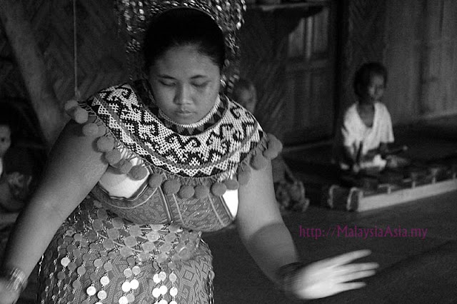 Photo of Ngajat Kenyalang Dance