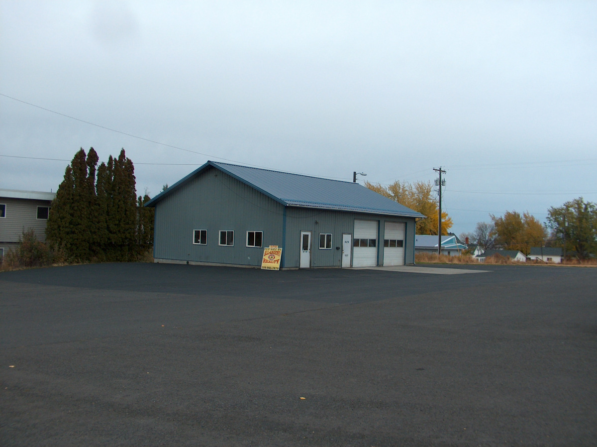 Northwest National Real Estate PRICE REDUCTION! Business Property For