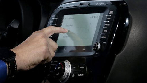 LG, Produsen Smartphone Pertama yang Ikut Kembangkan Android Auto LG, Produsen Smartphone Pertama yang Ikut Kembangkan Android Auto