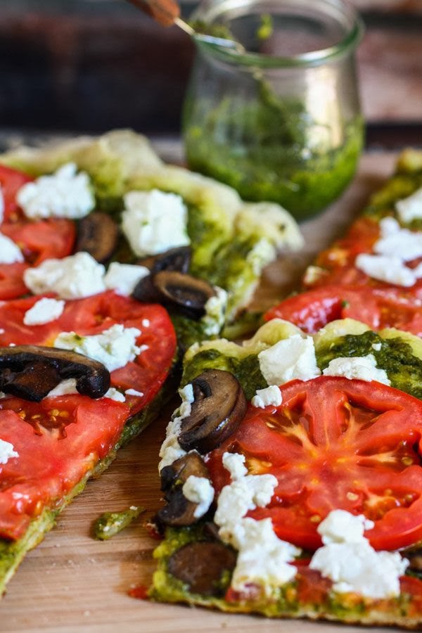 Grilled Goat Cheese and Pesto Pizza