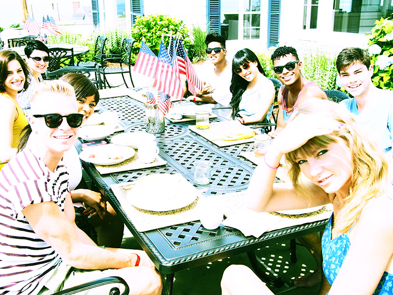 Taylor Swift's Fourth of July Party In Rhode Island (PHOTOS)