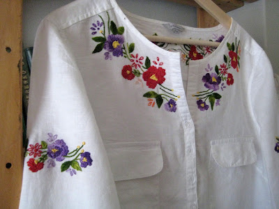 Rucno vezeni jastuci, vez hand-embroidered pillows