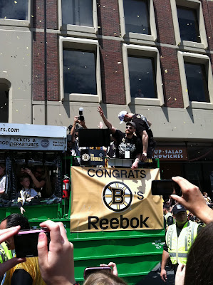 Bruins parade