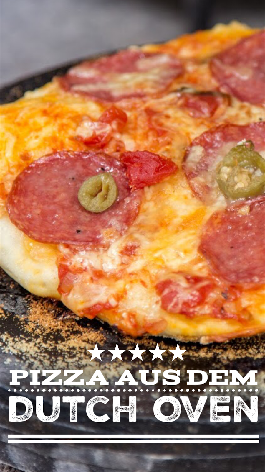 Outdoor Kitchen 03 Pizza aus dem Dutch Oven