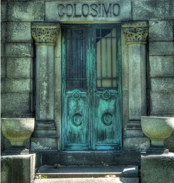 image from Chicago Eternal by Larry Broutman, used with permission