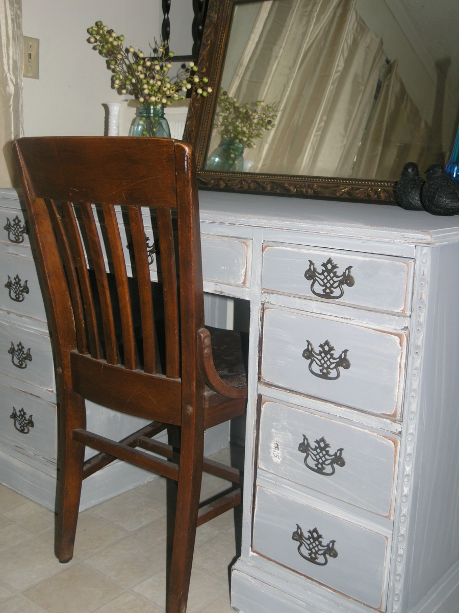 Painting Dressers & Desks