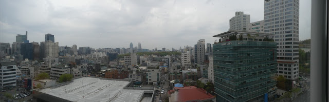 Blick auf Seoul aus meinem Hotelzimmer im InterContinental Seoul Coex Blick auf Seoul aus meinem Hotelzimmer im InterContinental Seoul Coex