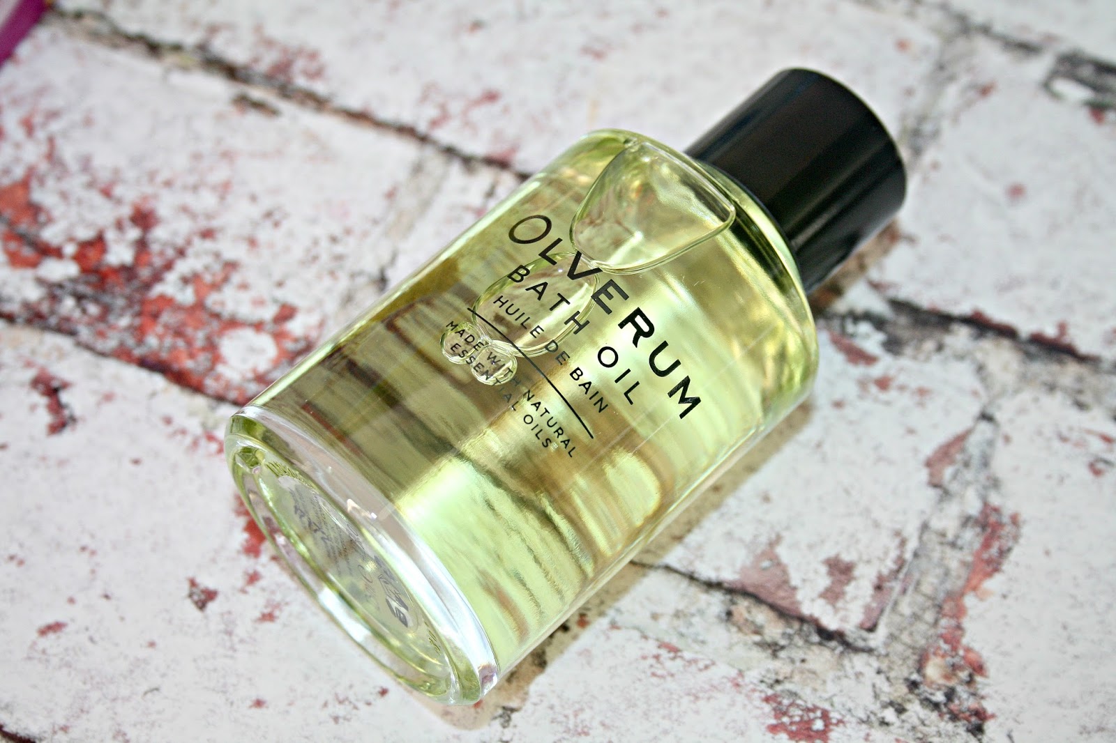 Beautyqueenuk A UK Beauty and Lifestyle Blog Olverum Bath Oil
