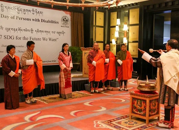 The Gyaltsuen Jetsun Pema Wangchuck is The Queen of Bhutan, style dress, Kate Middleton
