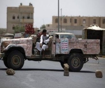 الحوثيون يُعدمون طفلاً شنقاً لإرتدائه «تي شرت» تحمل صورة الملك سلمان