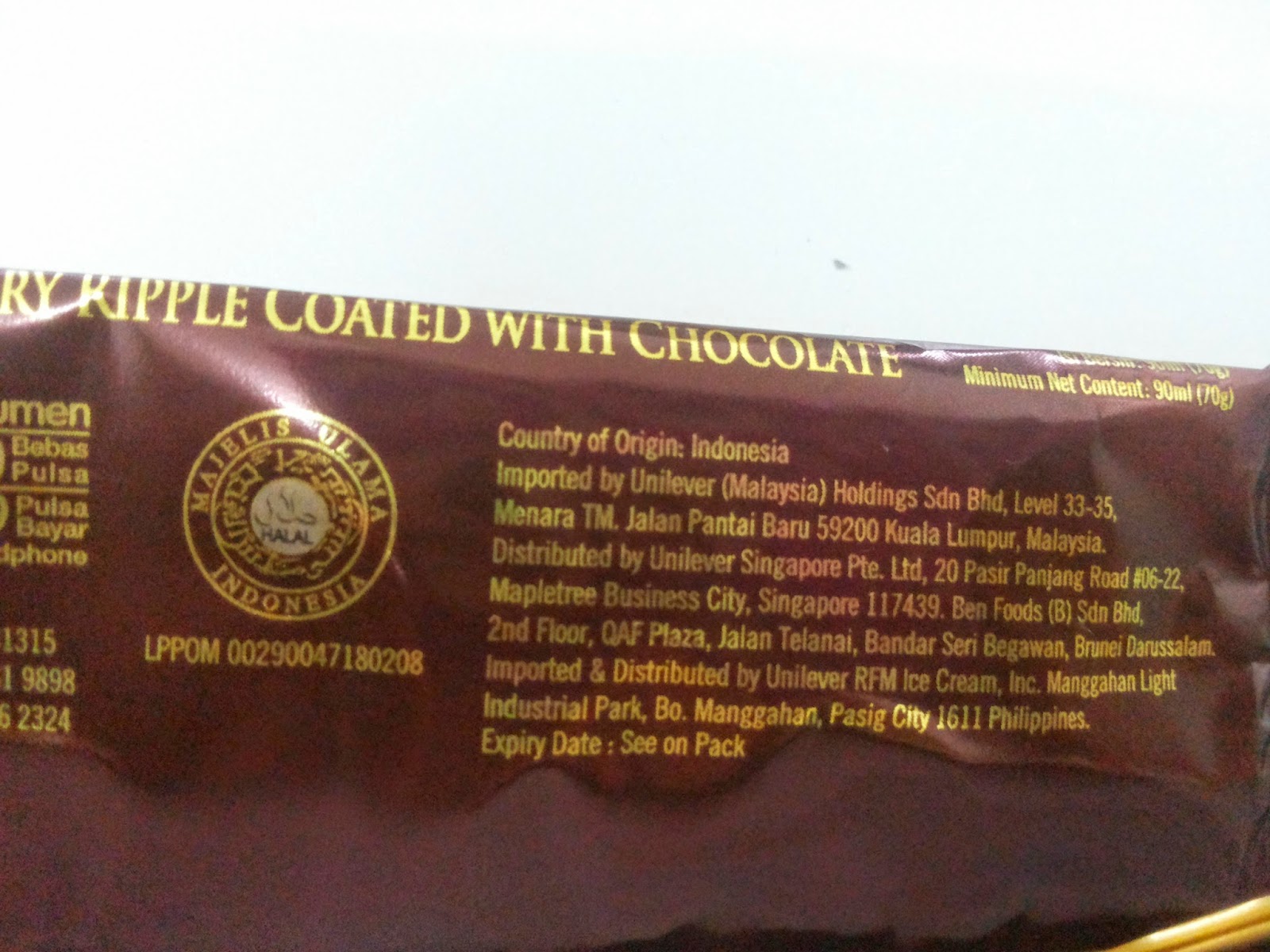 malaysiafoodinformation Magnum Chocolate & Strawberry icecream